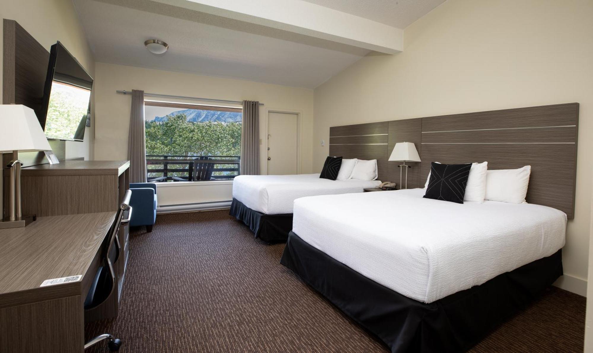 Bayshore Inn & Spa Waterton Park Ngoại thất bức ảnh