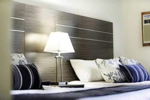 Bayshore Inn & Spa Waterton Park Ngoại thất bức ảnh